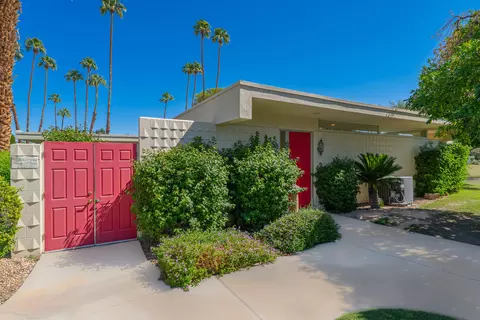 83 Westlake Cir, Palm Springs, CA 92264