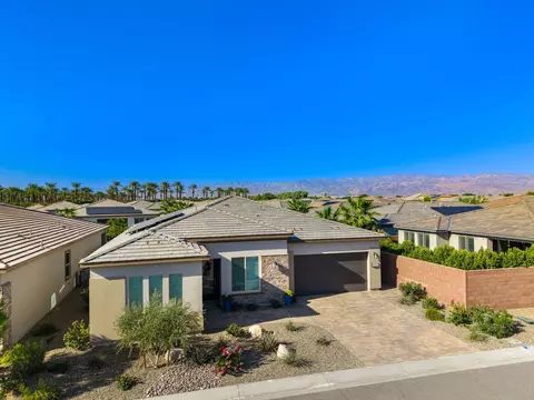 82440 Round Valley Dr, Indio, CA 92201 photo 3