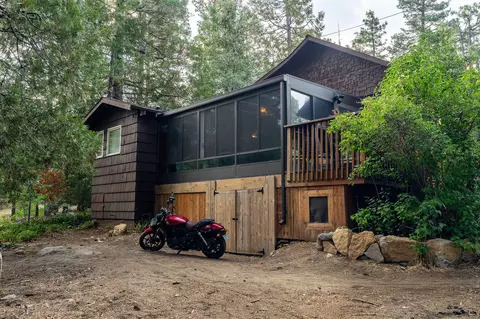 54105 S Circle Dr, Idyllwild, CA 92549 photo 8