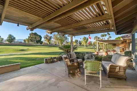 41525 Woodhaven Dr W, Palm Desert, CA 92211