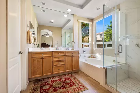 Bath - 81194 Avenida Gonzalez, Indio, CA 92201 photo 3 of 5