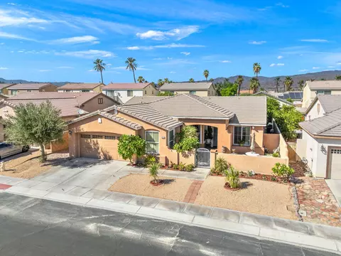View/Area - 81194 Avenida Gonzalez, Indio, CA 92201 photo 2 of 4
