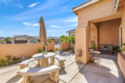 Exterior - 81194 Avenida Gonzalez, Indio, CA 92201 photo 2 of 9