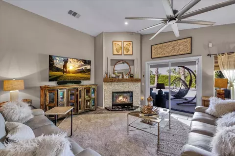 Living - 82570 Delano Dr, Indio, CA 92201 photo 4 of 5
