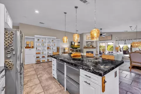 Kitchen - 82570 Delano Dr, Indio, CA 92201 photo 2 of 5