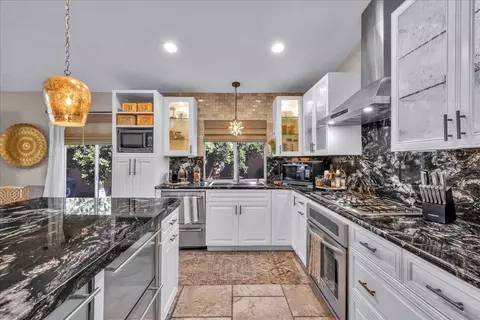 Kitchen - 82570 Delano Dr, Indio, CA 92201 photo 1 of 5