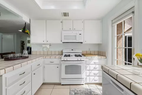 Kitchen - 49101 Taylor St, Indio, CA 92201 photo 8 of 8