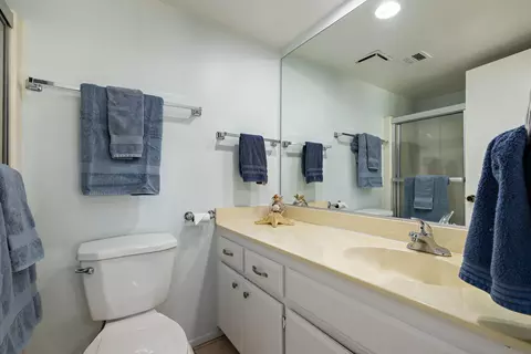 Bath - 49101 Taylor St, Indio, CA 92201 photo 1 of 4