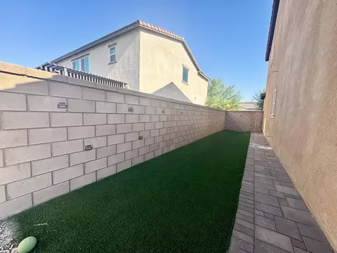 Exterior - 84671 Cabernet Ln, Indio, CA 92203 photo 3 of 4