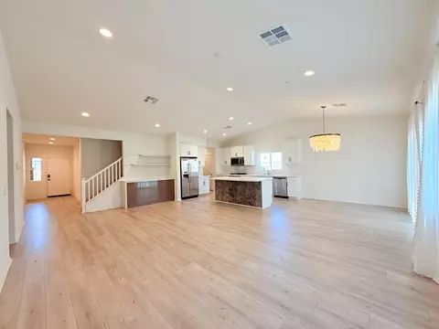 Living - 84671 Cabernet Ln, Indio, CA 92203 photo 1 of 2