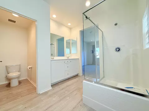 Bath - 84671 Cabernet Ln, Indio, CA 92203 photo 1 of 3