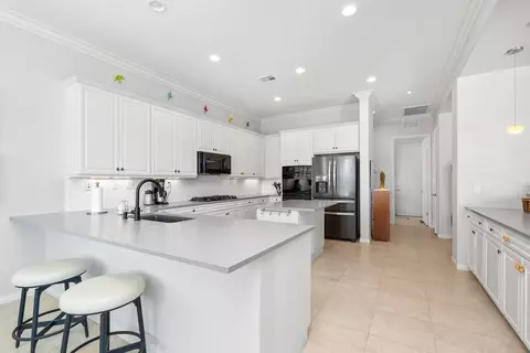 Kitchen - 81429 Corte Trigo, Indio, CA 92203 photo 2 of 3