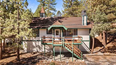 1093 Snow Ridge Rd, Big Bear City, CA 92314