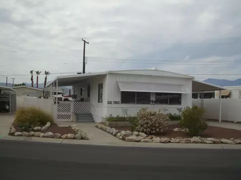 32765 Saint Andrews Dr, Thousand Palms, CA 92276
