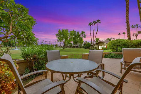 84 Lookout Dr, Palm Desert, CA 92211
