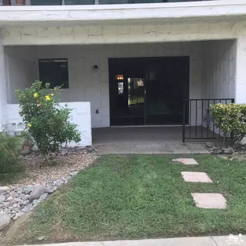 5175 E Waverly Dr, Palm Springs, CA 92264