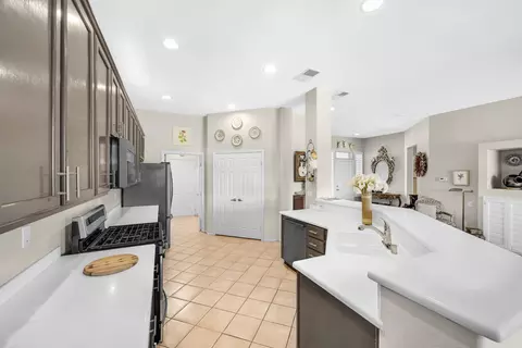 44035 Royal Troon Dr, Indio, CA 92201 photo 12