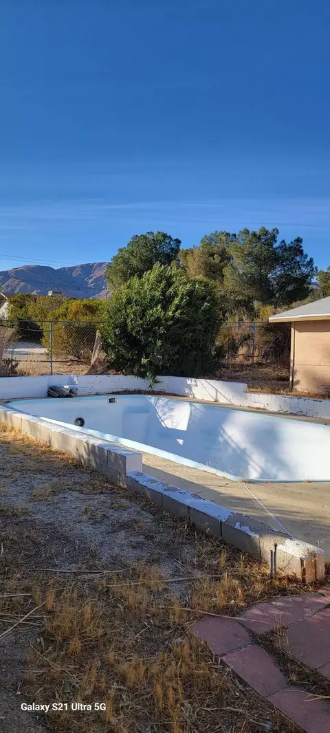Exterior - 11022 West Dr, Morongo Valley, CA 92256 photo 6 of 27
