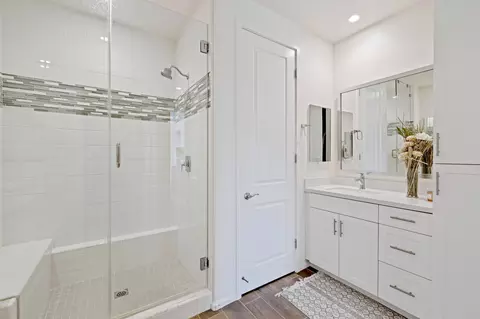 Bath - 51700 Golden Eagle Dr, Indio, CA 92201 photo 2 of 3