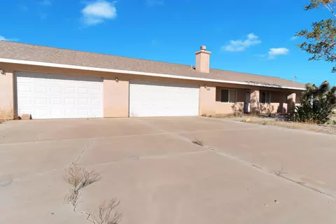 3230 Balsa Ave, Yucca Valley, CA 92284