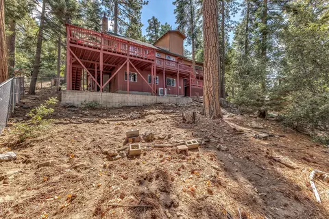Exterior - 52680 Pine Ridge Rd, Idyllwild, CA 92549 photo 13 of 22