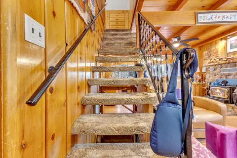 Entry Way - 52680 Pine Ridge Rd, Idyllwild, CA 92549 photo 5 of 5