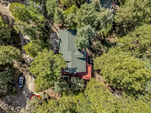 View/Area - 52680 Pine Ridge Rd, Idyllwild, CA 92549 photo 2 of 3