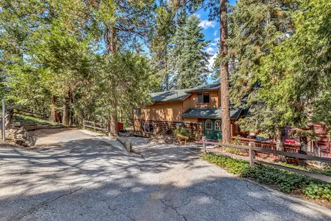 Exterior - 52680 Pine Ridge Rd, Idyllwild, CA 92549 photo 3 of 22