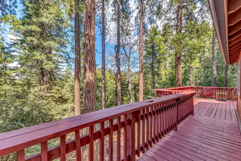 Exterior - 52680 Pine Ridge Rd, Idyllwild, CA 92549 photo 21 of 22