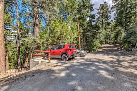 Exterior - 52680 Pine Ridge Rd, Idyllwild, CA 92549 photo 5 of 22