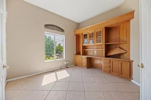 Living - 22453 Aloha Rd, Perris, CA 92570 photo 11 of 11