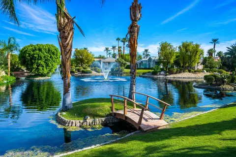 152 Waterford Cir, Rancho Mirage, CA 92270