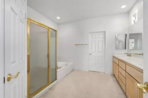Bath - 80222 Spanish Bay Dr, Indio, CA 92201 photo 2 of 4