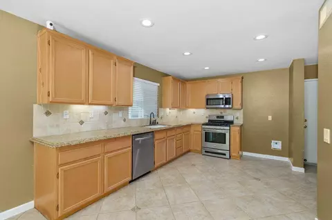 Kitchen - 33126 Jasper Cir, Menifee, CA 92584 photo 1 of 3