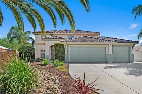 Exterior - 33126 Jasper Cir, Menifee, CA 92584 photo 2 of 17