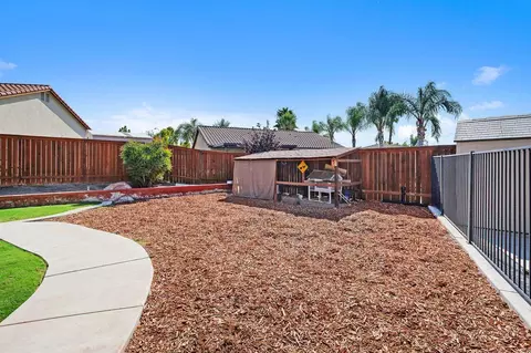 Exterior - 33126 Jasper Cir, Menifee, CA 92584 photo 4 of 17