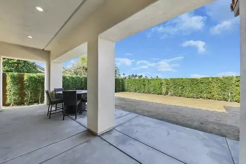 Exterior - 81800 Eagle Claw Dr, La Quinta, CA 92253 photo 4 of 9