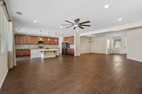 Living - 43635 Aquila St, Indio, CA 92203 photo 3 of 7