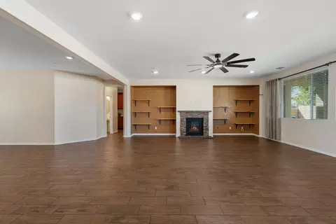 Living - 43635 Aquila St, Indio, CA 92203 photo 2 of 7