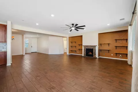 Living - 43635 Aquila St, Indio, CA 92203 photo 1 of 7