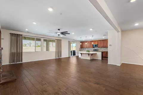 Living - 43635 Aquila St, Indio, CA 92203 photo 4 of 7