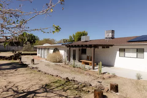 Exterior - 7995 Grand Ave, Yucca Valley, CA 92284 photo 4 of 6