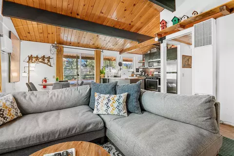 Living - 862 Menlo Dr, Big Bear Lake, CA 92315 photo 8 of 8