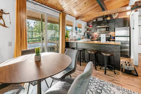 Dining - 862 Menlo Dr, Big Bear Lake, CA 92315 photo 1 of 3