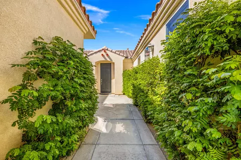 42269 Whisper Rock St, Indio, CA 92203