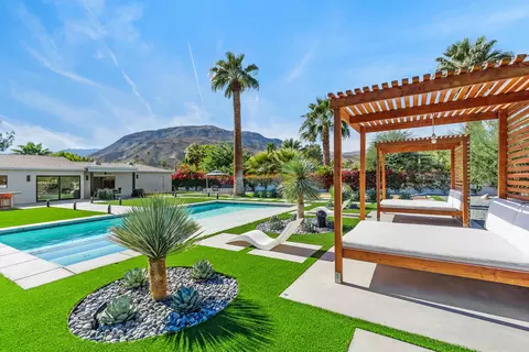72374 Rancho Rd, Rancho Mirage, CA 92270