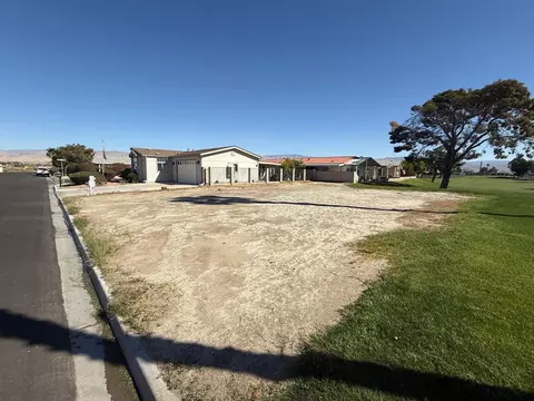 33660 Les Rd, Thousand Palms, CA 92276 photo 2
