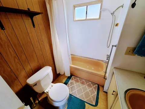 Bath - 3442 Judy Ave, Thermal, CA 92274 photo 3 of 3