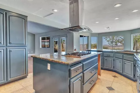 7084 Mount Lassen Ave, Joshua Tree, CA 92252 photo 12