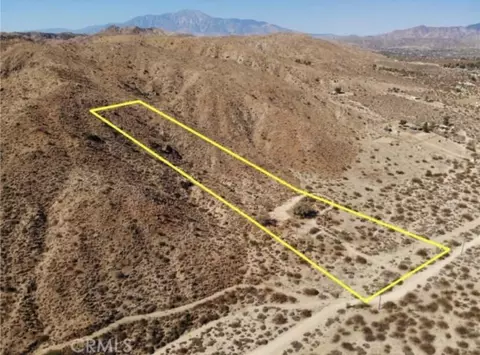 52073 Canyon Rd, Morongo Valley, CA 92256 photo 2